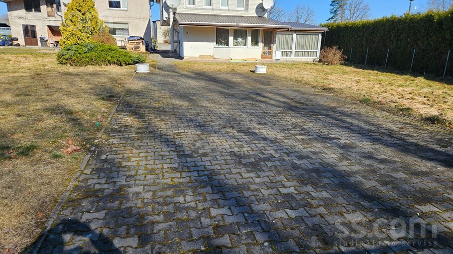 Niedru 8, Cēsis un raj., Cēsis — zeme