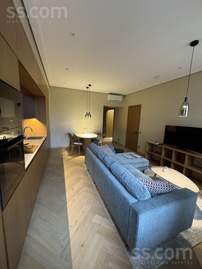 Raiņa bulv. 2, Rīga — dzivoklis