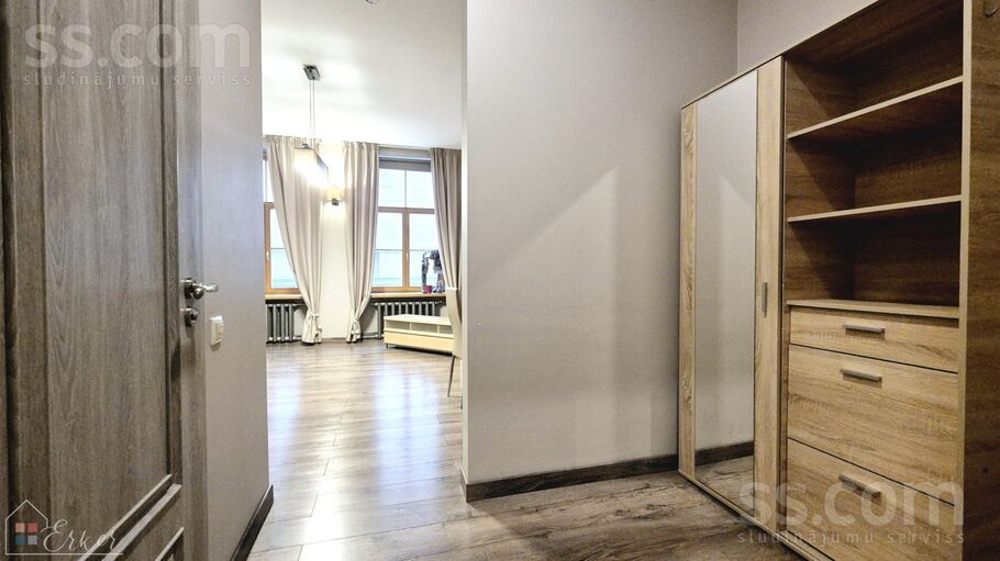 Šķūņu 13, Rīga — dzivoklis