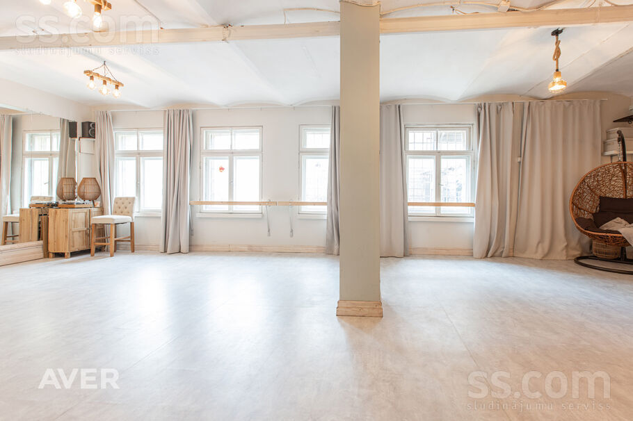 Krāsotāju 6, Rīga — birojs