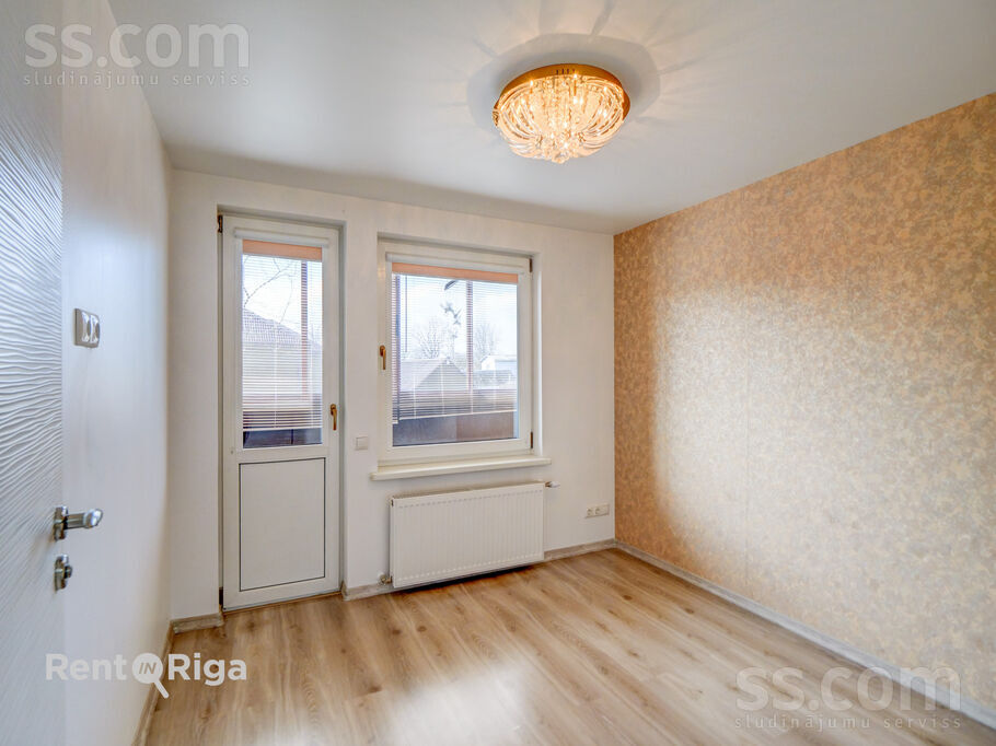 Leona Paegles iela 28, Jūrmala — dzivoklis