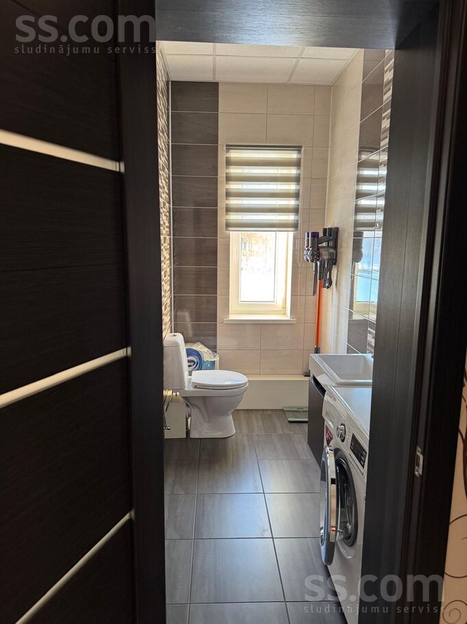 Balto Ķiršu iela 6, Tēraudi, Rīgas rajons, Salaspils l. t. — maja