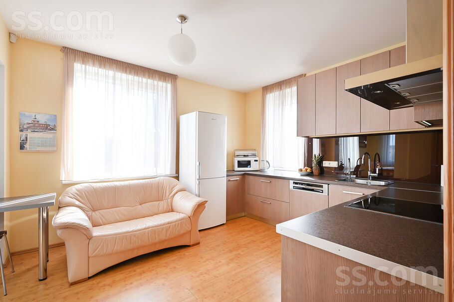 Upeņu iela 2, Rāmava, Rīgas rajons, Ķekavas pag. — maja