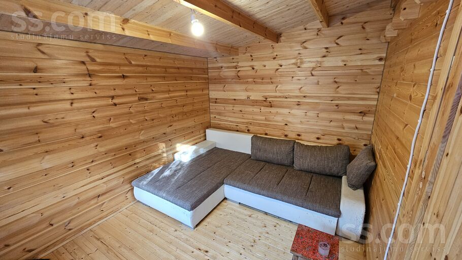 Mežvidi 36, Jelgava un raj., Jelgava — maja