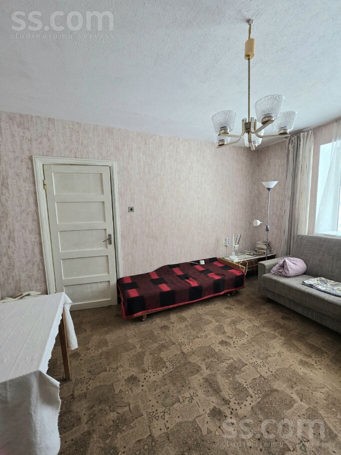 Kalnāres 2, Burtnieki, Valmiera un raj., Burtnieku pag. — dzivoklis