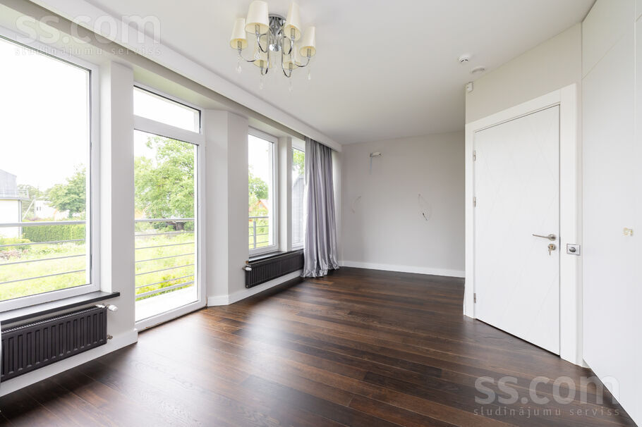 Liepu 6a, Jūrmala — maja