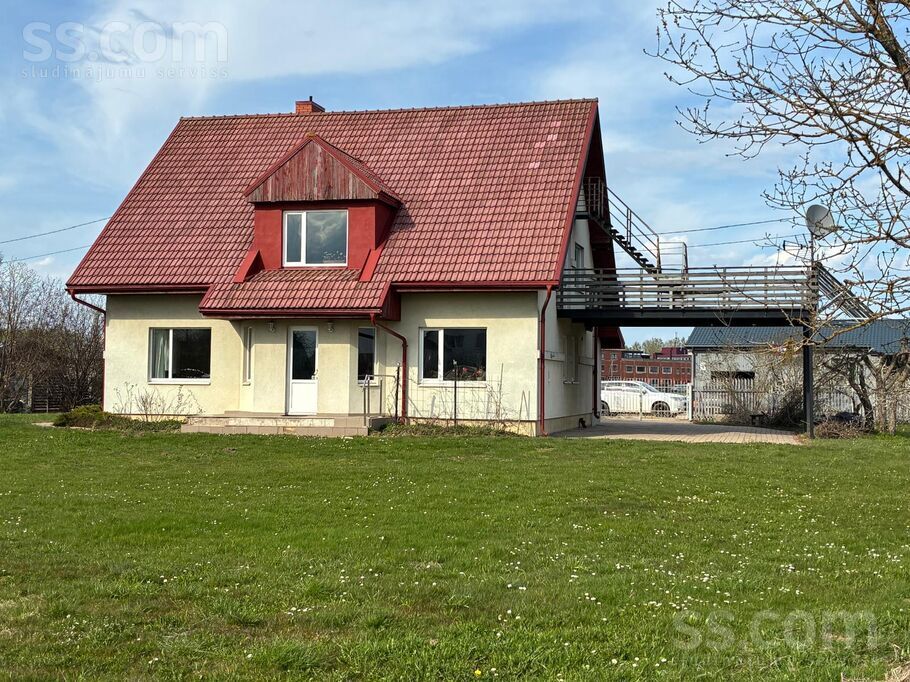 Griezes iela 10, Rīgas rajons, Sigulda — maja