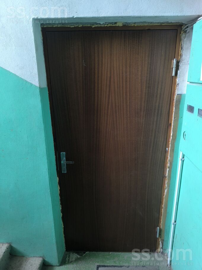 Ozolnieku ceriņi 9, Ozolnieki, Tukums un raj., Slampes pag. — dzivoklis