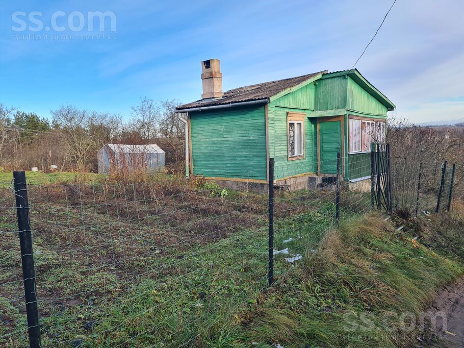 Cīruļu 10, Ludza un raj., Ludza — maja