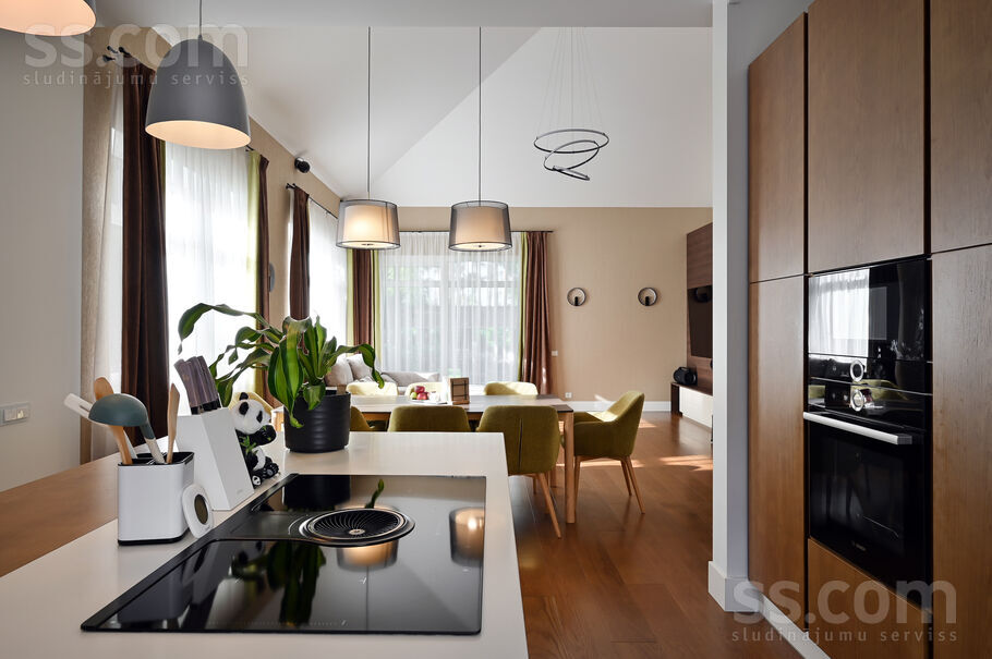 Maijrožu iela 4, Sunīši, Rīgas rajons, Garkalnes nov. — maja