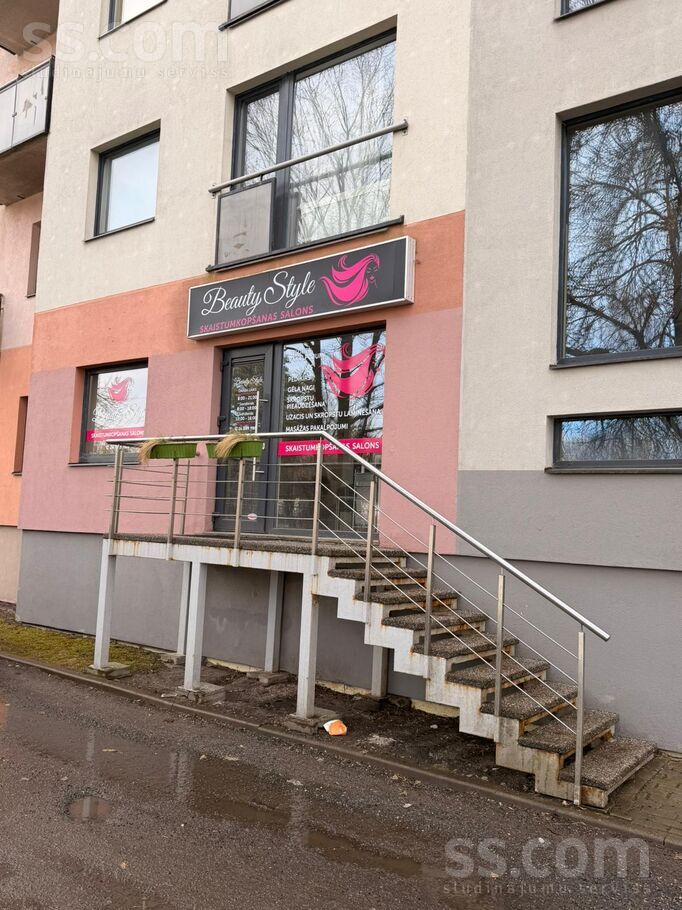 Brīvības gatve 386, Rīga, Teika — telpa