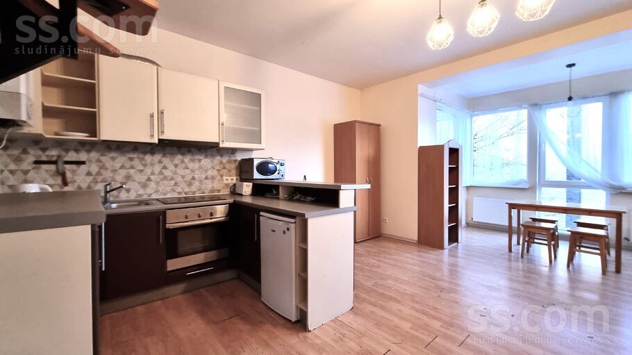 Krāsotāju 6, Rīga — maja