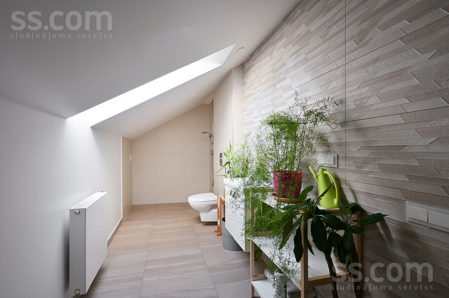 Maijrožu iela 4, Sunīši, Rīgas rajons, Garkalnes nov. — maja