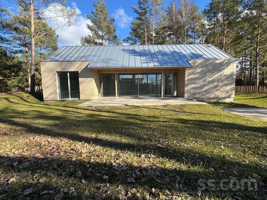 Brīvības iela 42, Liepāja un raj., Pāvilosta — maja