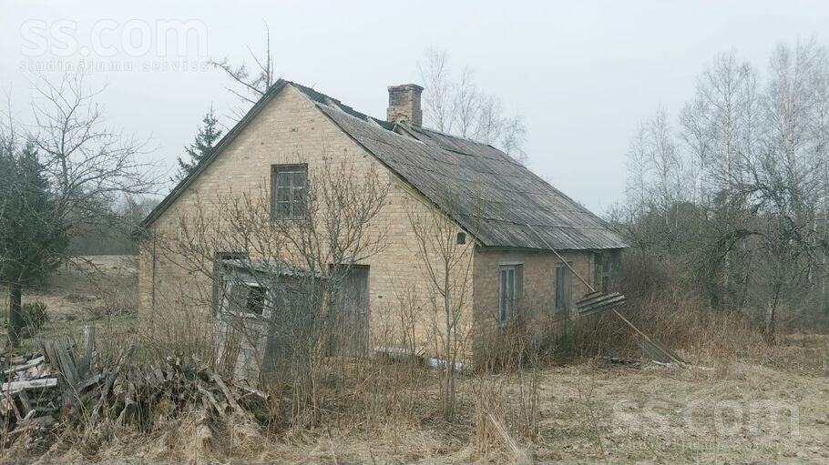 Tomēni 2, Madona un raj., Madona — maja