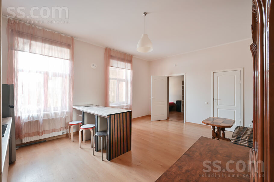 Ezera 17, Rīga — dzivoklis