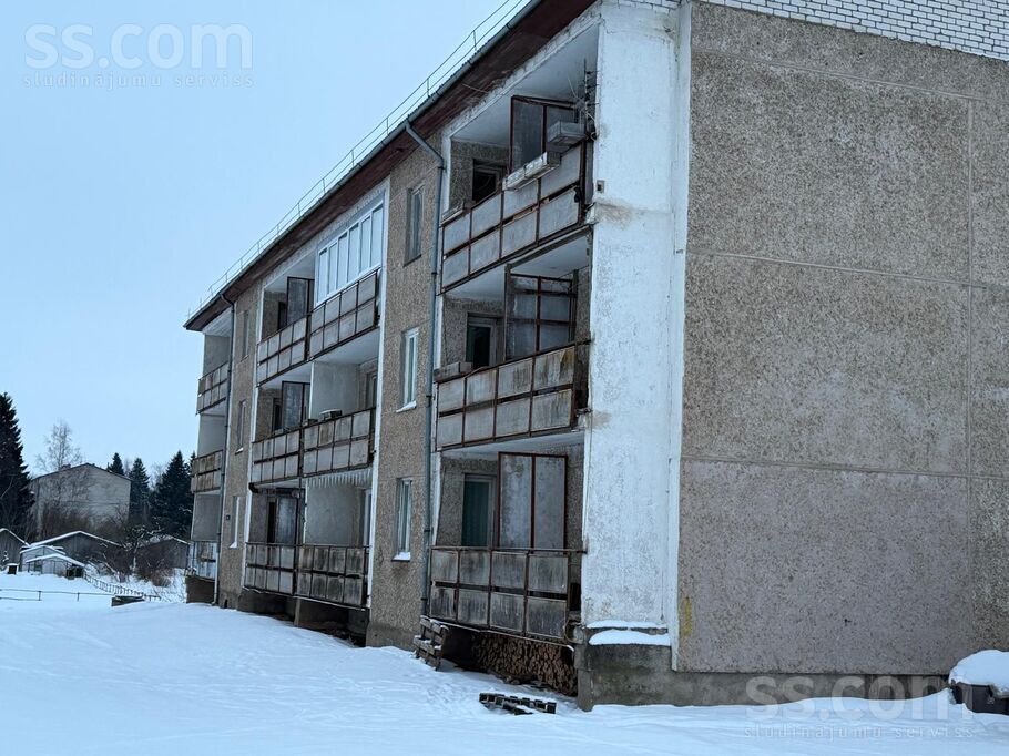 Rozes 4, Šķēde, Saldus un raj., Šķēdes pag. — dzivoklis