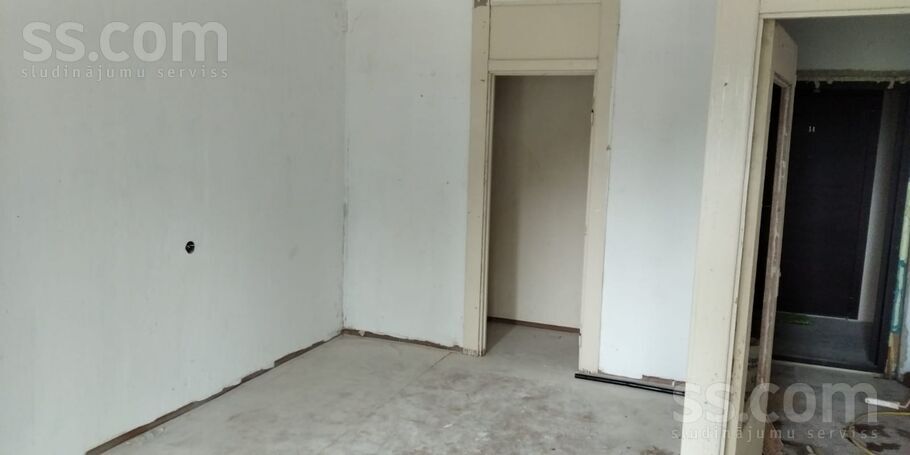 Pāvila Rozīša iela 5, Liepa, Cēsis un raj., Liepas pag. — dzivoklis