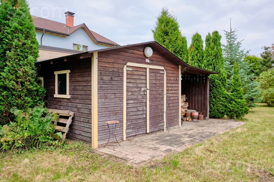 Bišu 9, Spilve, Rīgas rajons, Babītes pag. — maja