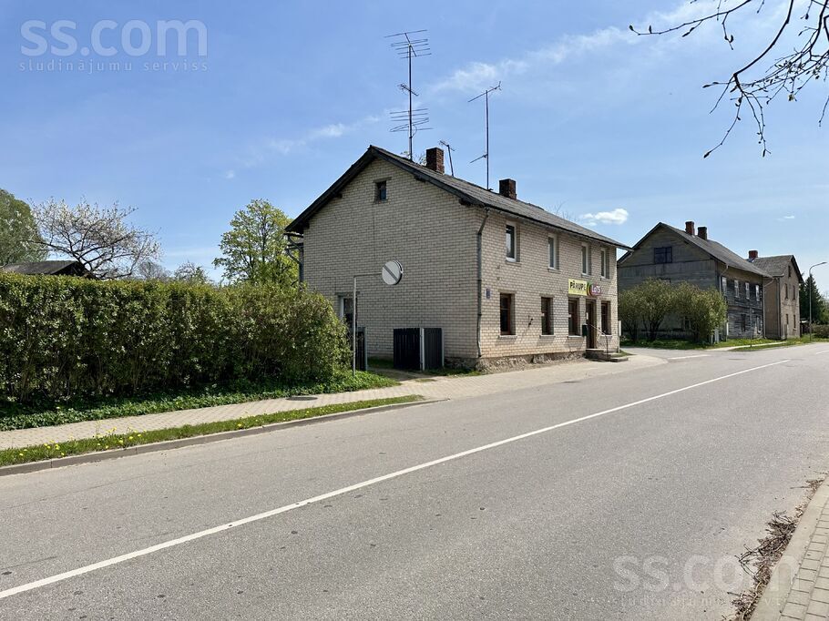 Valdemāra iela 27, Valmiera un raj., Rūjiena — maja