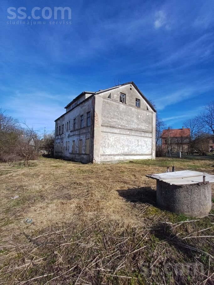 Parka 1, Dobele un raj., Auce — maja
