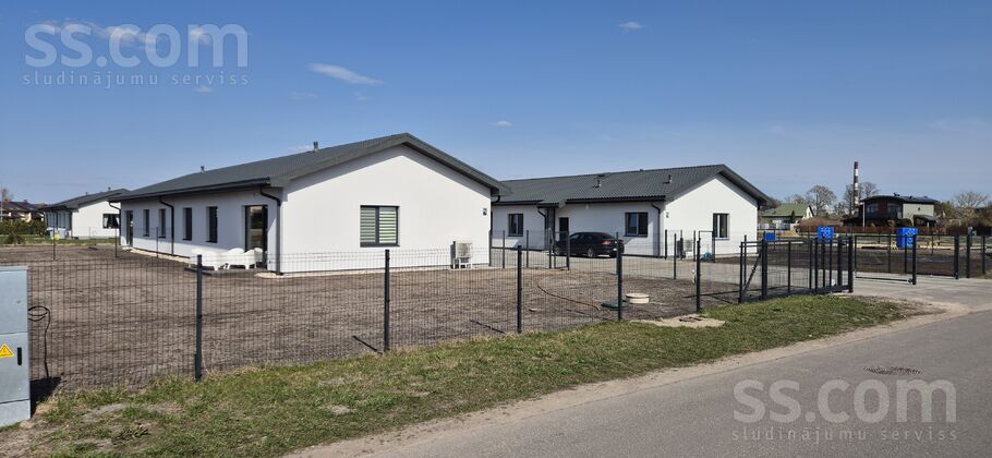 Sauliešu iela 27, Mārupe, Rīgas rajons, Mārupes pag. — maja