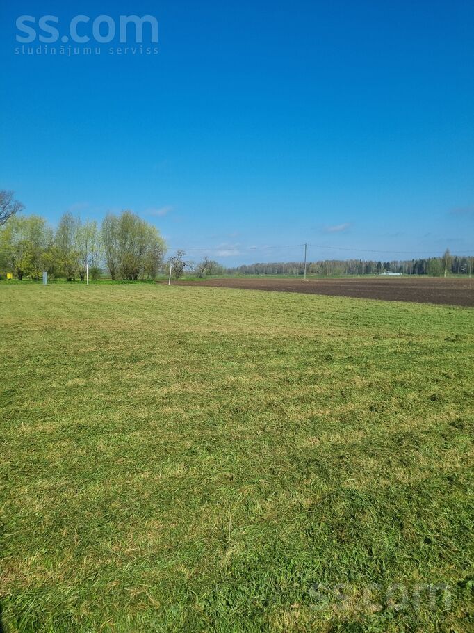 Nav nav, Līvbērze, Jelgava un raj., Līvbērzes pag. — zeme