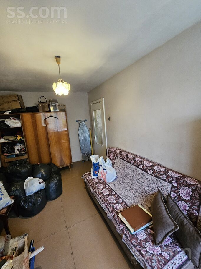 Zaļā iela 3, Namiķi, Saldus un raj., Lutriņu pag. — dzivoklis