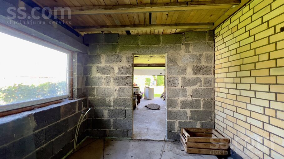 Dārziņu Dīķu iela 3, Ogre un raj., Ogre — maja