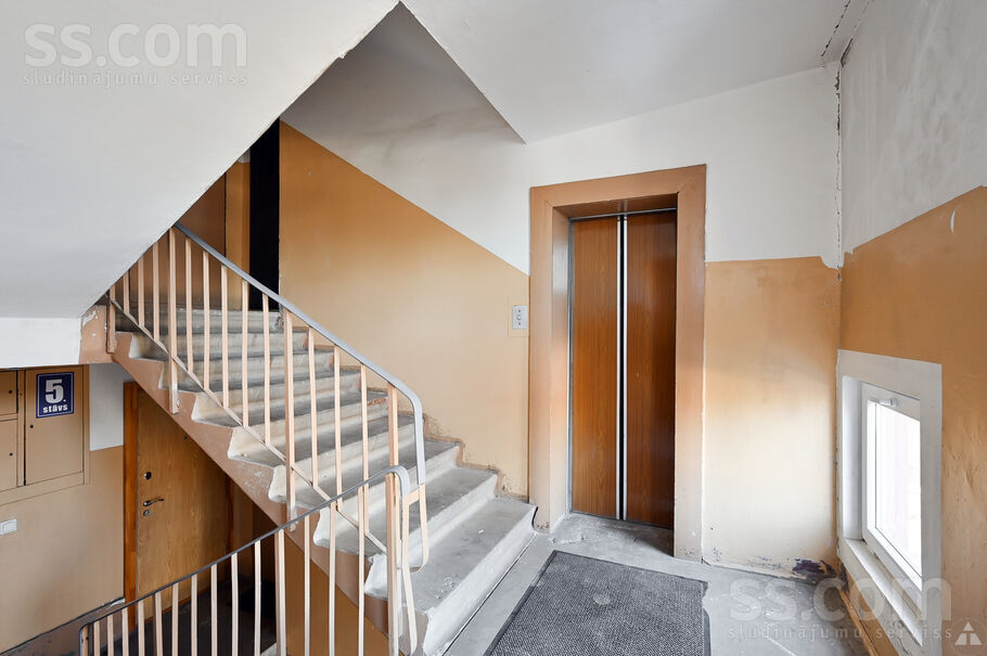 Ausekļa prospekts 10, Ogre un raj., Ogre — dzivoklis