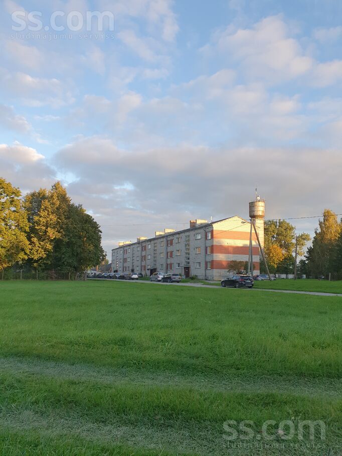 Ceriņu 3, Dzirnieki, Jelgava un raj., Jaunsvirlaukas pag. — dzivoklis