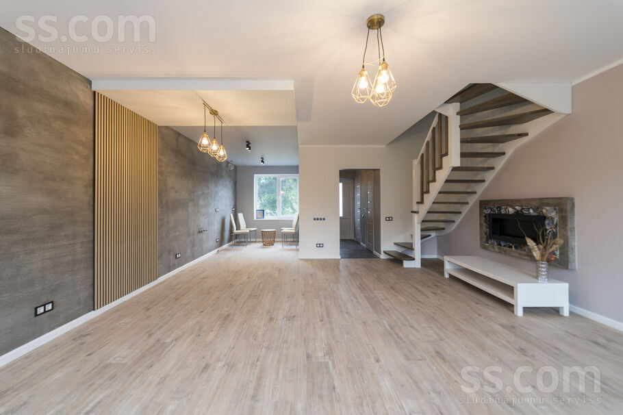 Ķiršu iela 6, Babīte, Rīgas rajons, Babītes pag. — maja