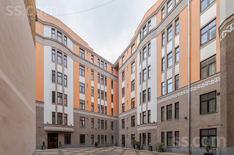 Blaumaņa 12, Rīga — dzivoklis