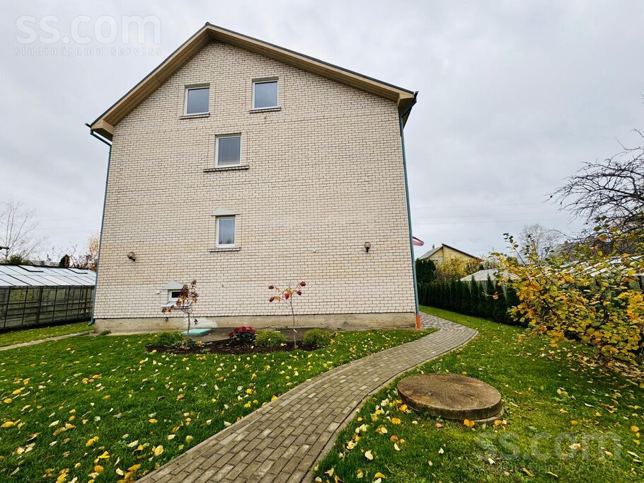 Celtnieku iela 26, Rīgas rajons, Saulkrasti — maja