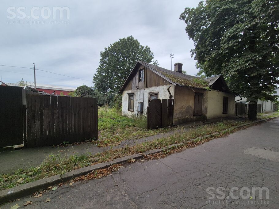 Meldru 15, Rīga — maja