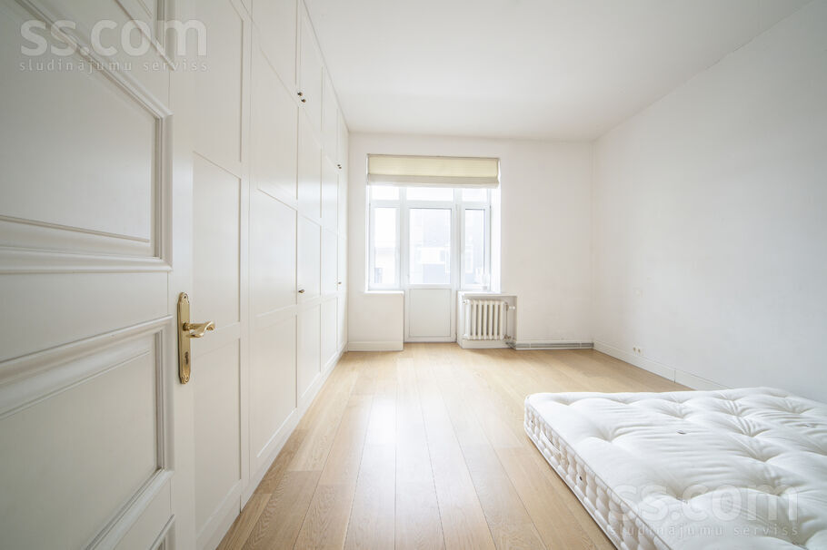 Skolas 30, Rīga — dzivoklis