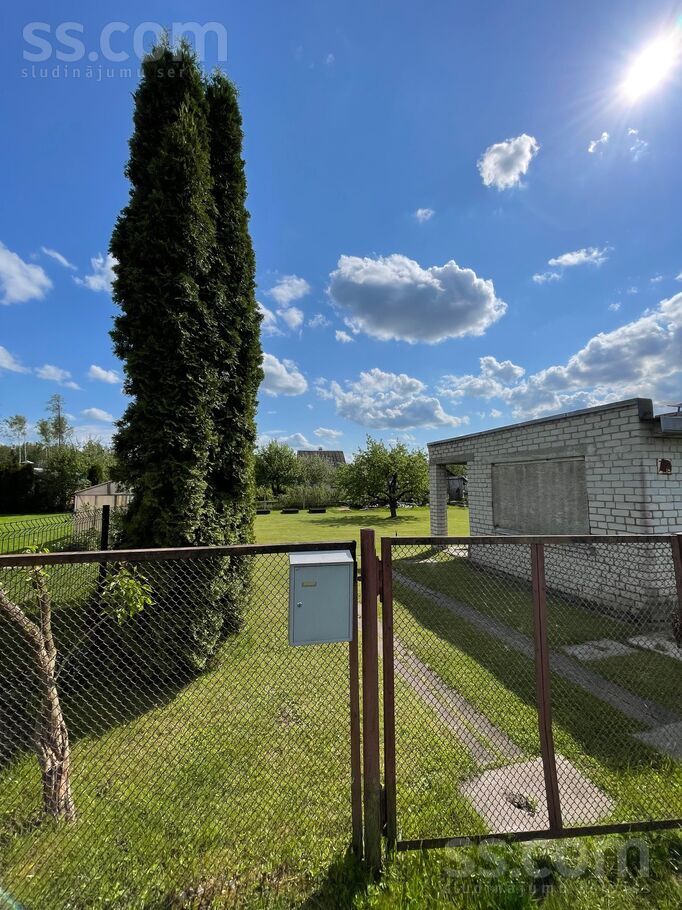 Ķiršu iela 10, Jāņupe, Rīgas rajons, Olaines pag. — maja