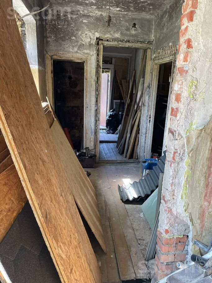 Vecāķu pr. 4, Rīga — maja