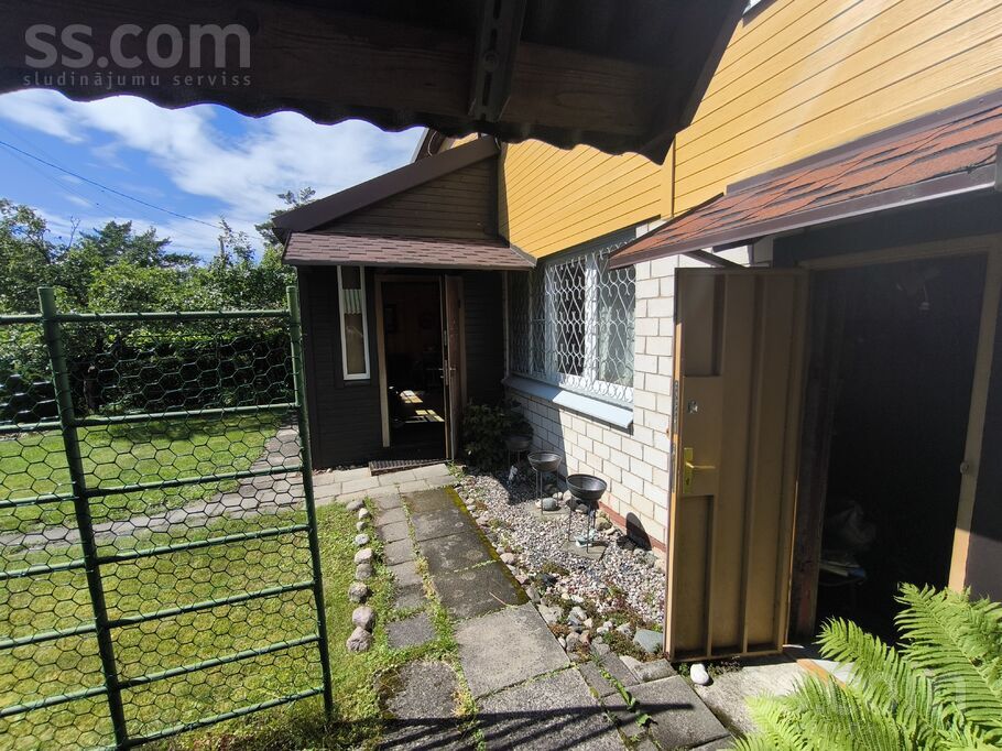 Draugu iela 14, Rīgas rajons, Saulkrasti — maja