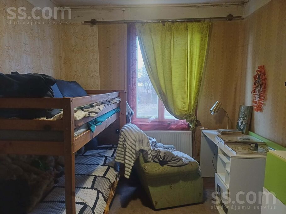 Brīvības iela 51, Liepāja un raj., Priekule — maja
