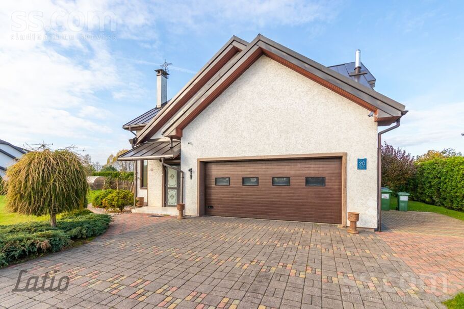 Ošu 20, Mežāres, Babītes pag. — maja