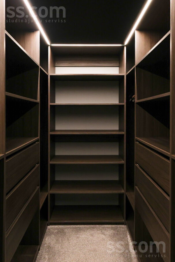 Saulesbrieži, Saulgoži, Rīgas rajons, Ķekavas pag. — maja