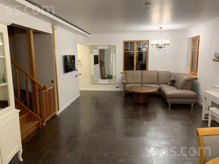 Salenieki 32, Jaksti, Rīgas rajons, Salaspils l. t. — maja