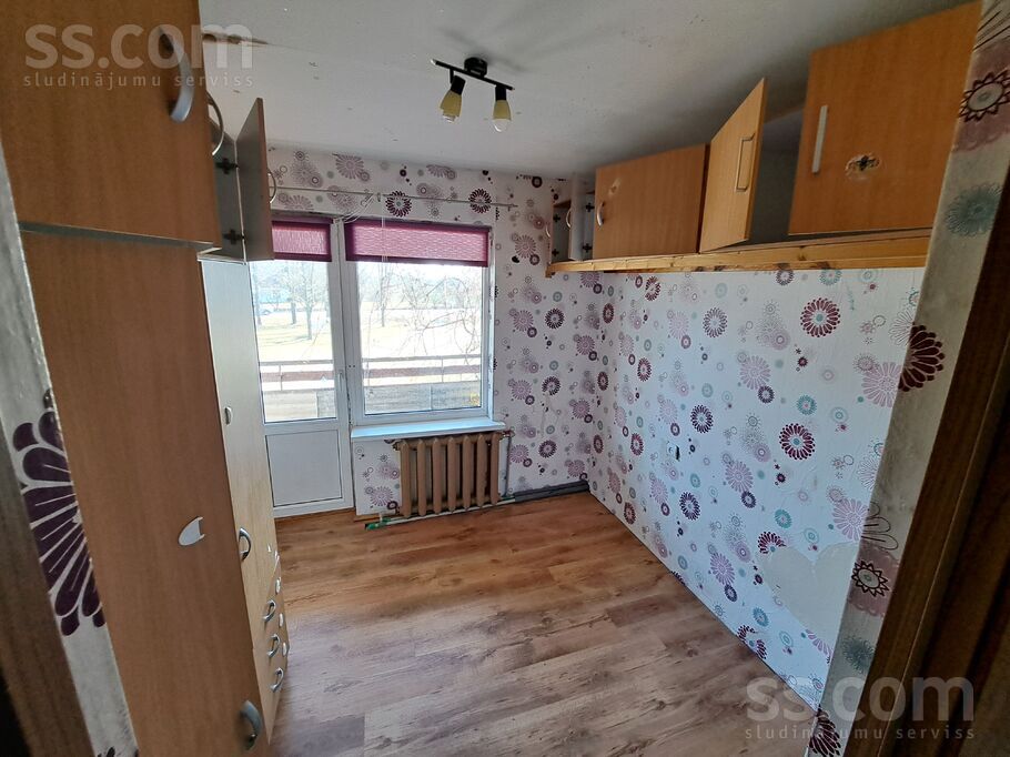 7 3, Auri, Dobele un raj., Auru pag. — dzivoklis