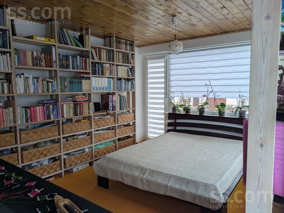 Ausekļa 22, Ogre un raj., Lielvārde — maja