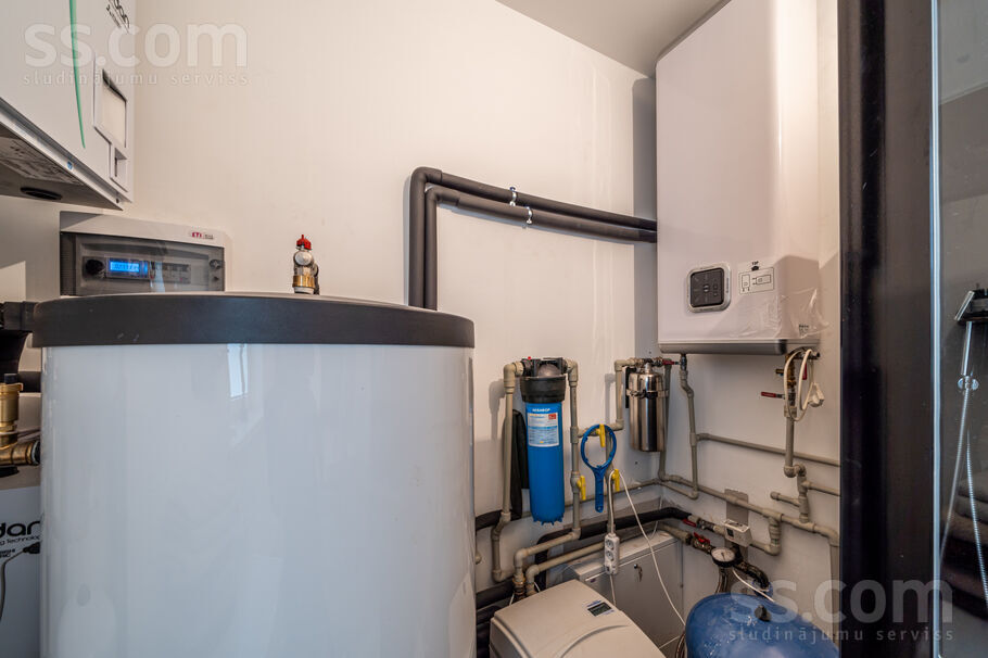 Basu, Rīga — maja