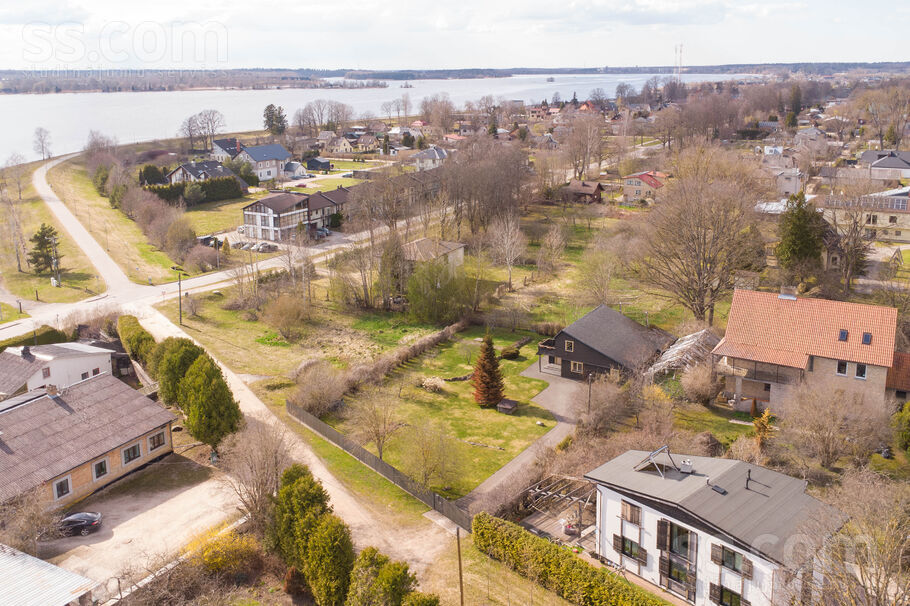 Ievu iela 19, Ogre un raj., Ikšķile — maja