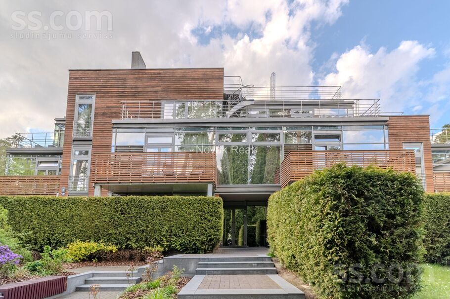 Dzintaru prospekts 39, Jūrmala — dzivoklis