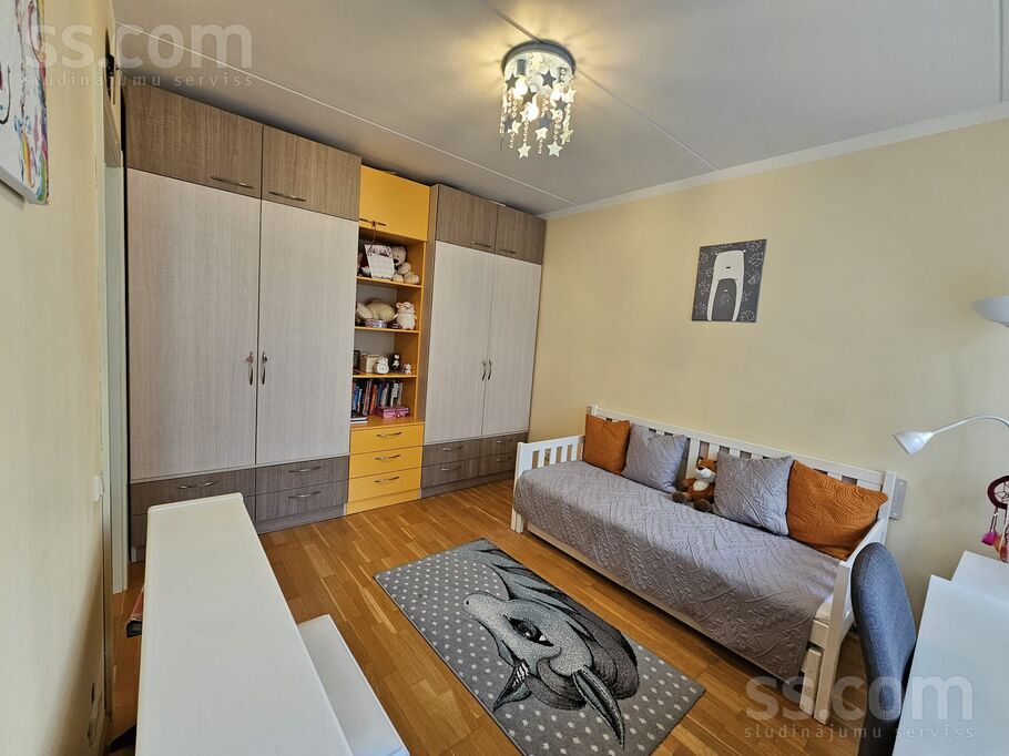 Upeņu 17, Rīga — dzivoklis