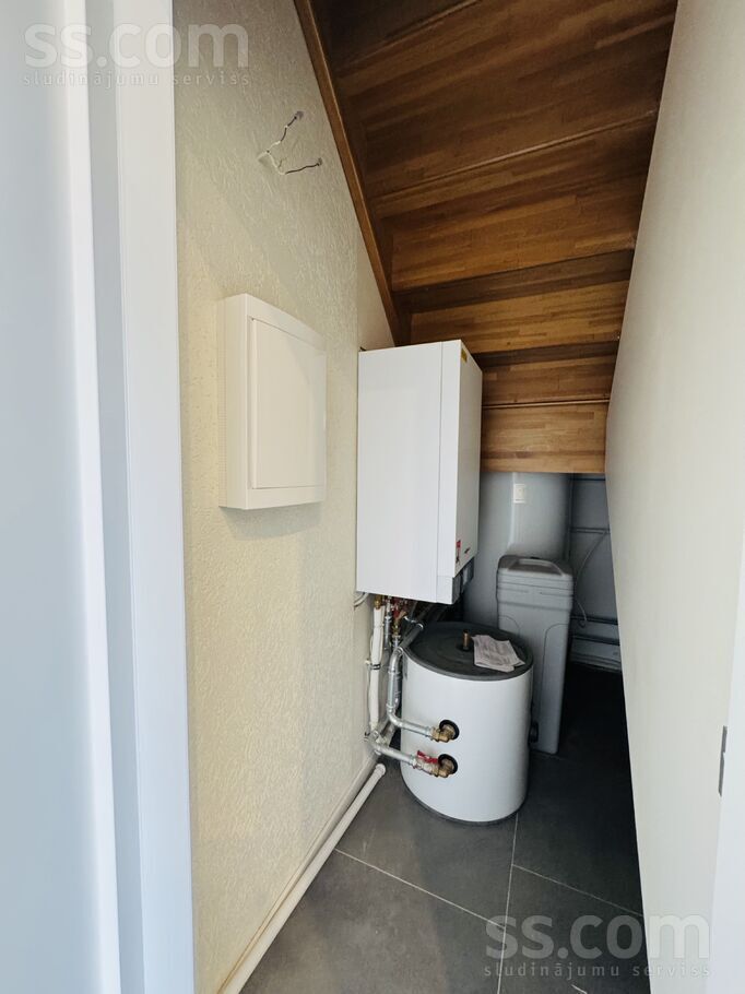 Āķu 1, Baltezers, Rīgas rajons, Ādažu nov. — maja